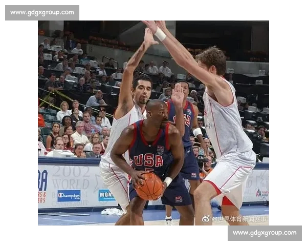 美国队与塞尔维亚强强对话聚焦巅峰对决悬念之战胜负走向引发全球关注