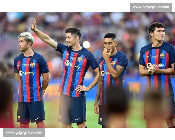 赫罗纳主场迎战巴萨西甲争冠走势关键一役前瞻看点解析与战术博弈